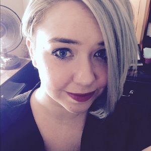 Meet your Posher, Kaitlin